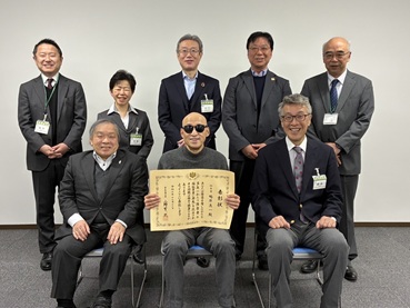 鴫原副会長を中心に仙障協・阿部会長、仙台市健康福祉局・郷湖局長、参加者の皆さん